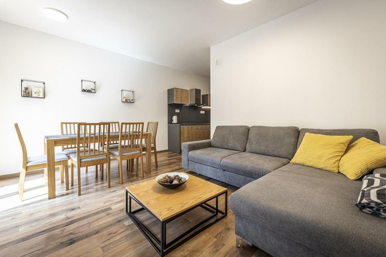 Apartmánový dom Poludnica - Chopok Juh Tale Exterior foto